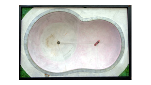 Lance_Mountain_pool_table