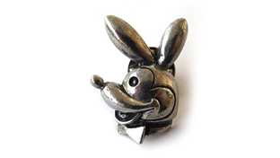 Hanni_El_Khatib_Funny_Rabbit_Lepel_Pin_thumb